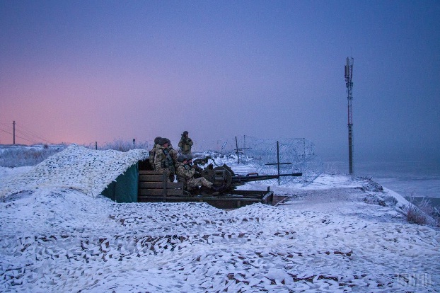 Боец ВСУ получил ранение на Донбассе — сводка за 22 января