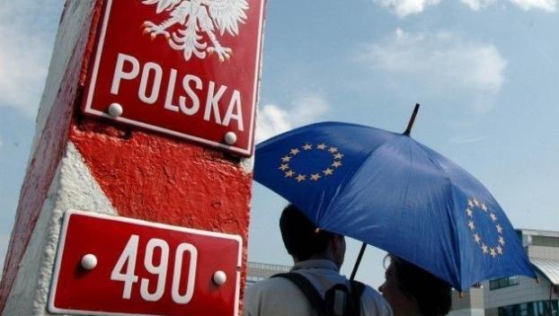 Устроиться на работу в Польше для украинцев станет еще проще