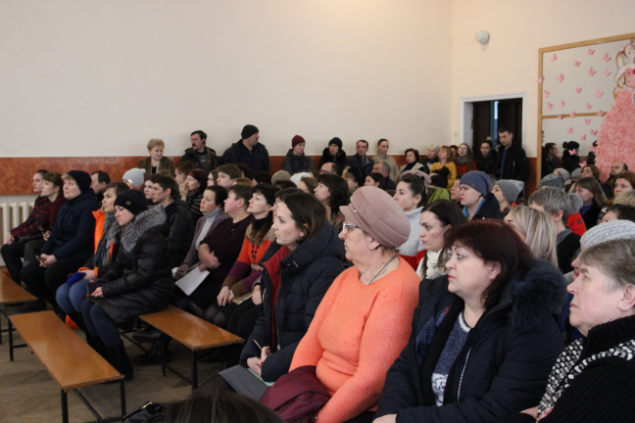 Судьба ОШ №15 в Константиновке: родители и учителя выступили против реорганизации