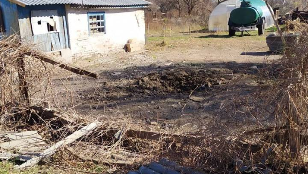 Шесть домов повреждены в результате обстрела поселка на Донетчине