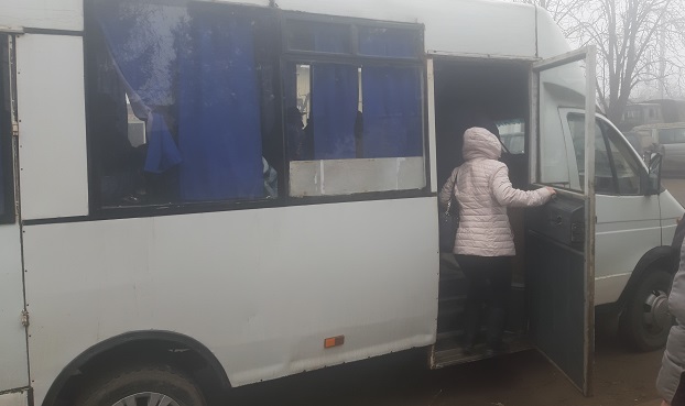 Чи дотримуються графіку руху водії автобусів в Костянтинівці