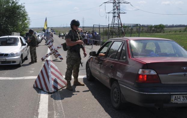 Очереди на КПВВ в Донецкой области 25 июня