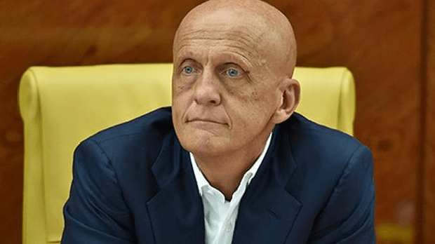 Коллина покинул пост главы судейского комитета УЕФА
