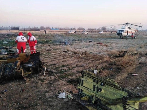 Крушение Boeing в Иране: самолет с телами погибших прибыл в Украину