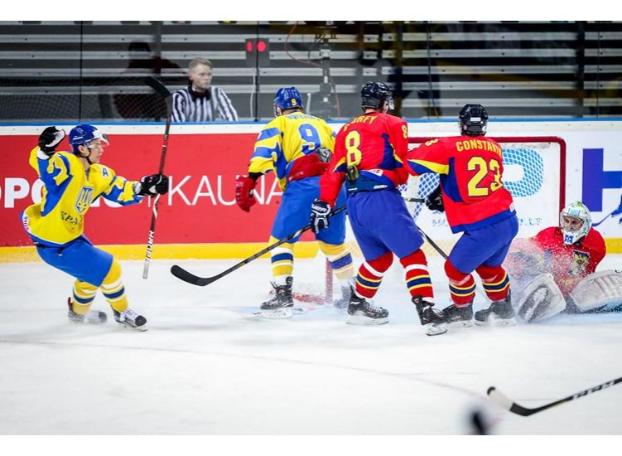Сборная Украины обыграла Румынию в стартовом матче ЧМ по хоккею 18:15, 22 апреля 2018