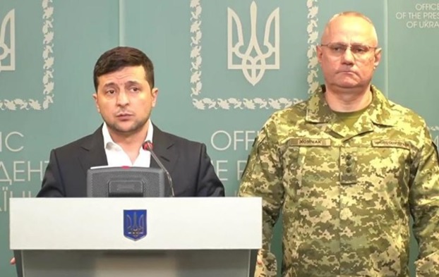 Президент и глава Генштаба по-разному оценили обострение на Донбассе