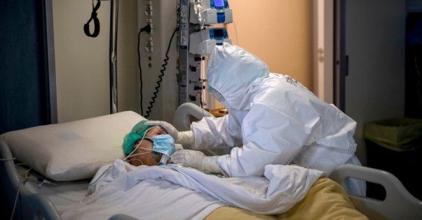  Бывший санитарный врач спрогнозировал, что  смертность от COVIDA-19 осенью и зимой увеличится в разы