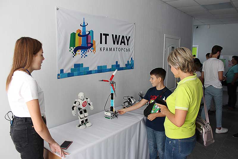 В Краматорске открылся детский клуб робототехники IT WAY LAB