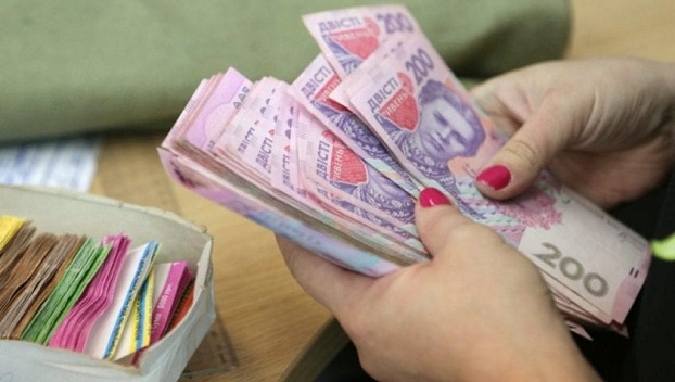 В Украине растет задолженность по зарплатам 