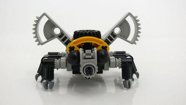 Необычные механизмы, собранные из LEGO