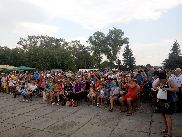 «Смолянский кулеш» в Александро-Калиново собрал сотни зрителей 