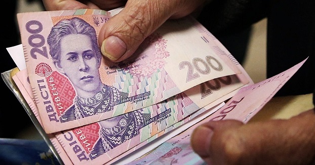 Кому из украинцев пенсии существенно повысят уже с 1 января
