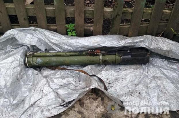 В Бахмуте на огороде пенсионер нашел гранатомет