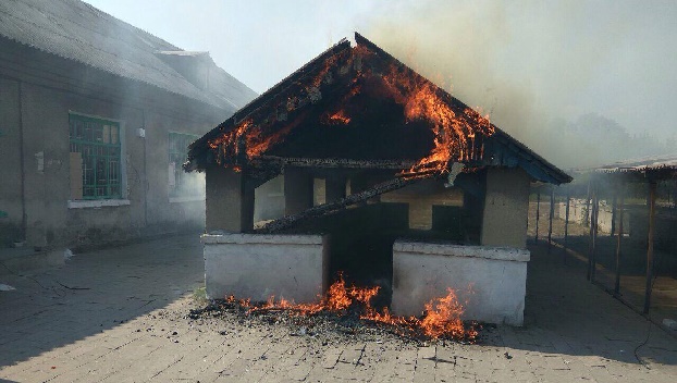 На центральном рынке Лимана произошел пожар