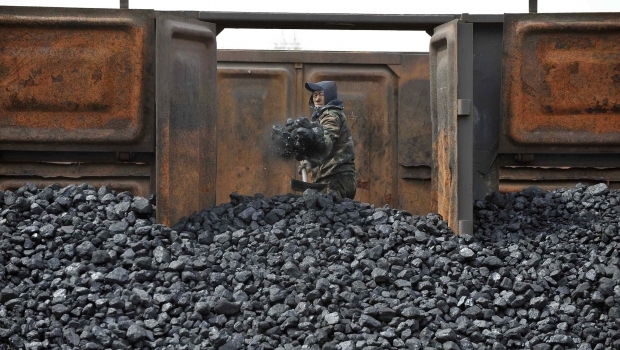 Украина в текущем отопительном сезоне не будет закупать уголь из ЮАР