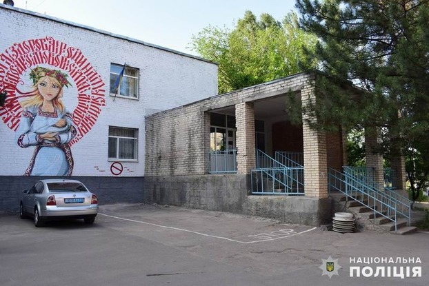 В Славянске мать бросила ребенка в инфекционном отделении больницы
