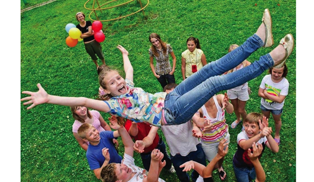 В Покровске на летних каникулах будут работать семь пришкольных лагерей