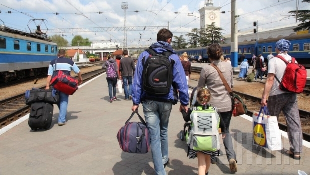 Димитров покидают семьи переселенцев