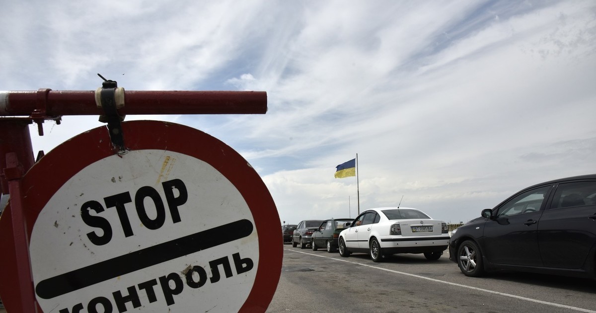 КПВВ на Донбассе в апреле смогли пересечь только 102 человека