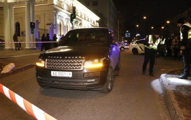 Стрельба по машине Соболева велась из дома - полиция