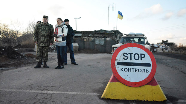 Наталия Королевская: Людям, для пересечения блокпоста должно быть достаточно украинского паспорта, а пункты пропуска должны работать круглосуточно