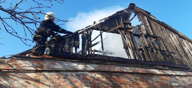 В Славянском районе ликвидирован пожар в жилом доме