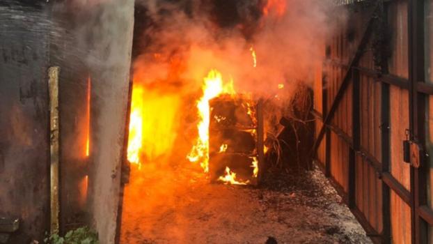 В Киеве горел гаражный кооператив