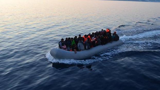 У берегов Туниса затонула лодка с беженцами, спаслись немногие