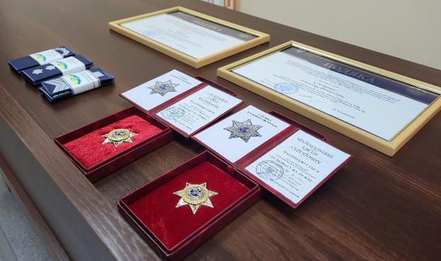 За отвагу наградили сотрудников Службы судебной охраны Донетчины