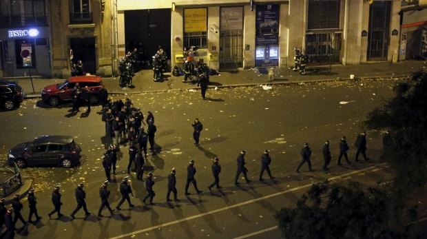 Теракты в Париже унесли жизни более полутора сотен французов