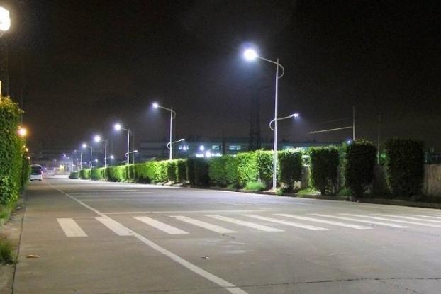 В Мариуполе планируют возобновить режим наружного освещения в ночное время