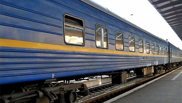 С поезда Киев – Николаев пришлось эвакуировать 800 человек