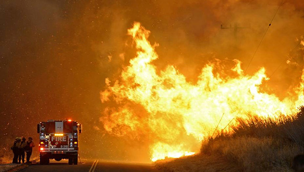 Пожары в Калифорнии вынудили эвакуировать 4 тысячи людей