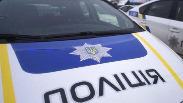 Погоня на Донбассе: Нарушитель на красном Subaru пытался удрать от патруля. Видео