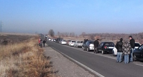 Более 16 тысяч человек за прошедшие сутки пересекли КПВВ на Донбассе