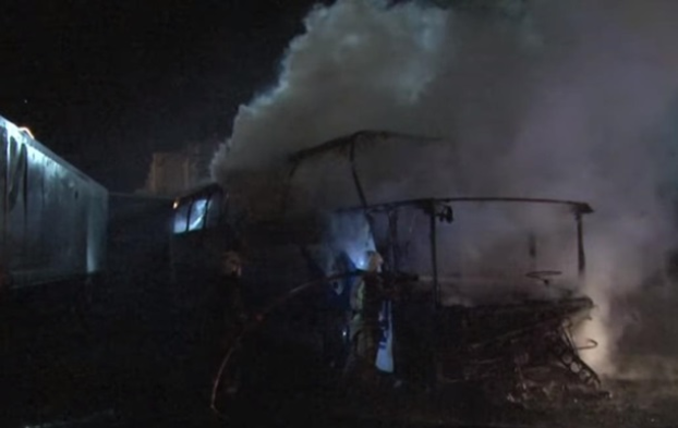 Во Львове дотла сгорел автобус