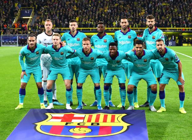 «Барселона» за год заработала около миллиарда евро