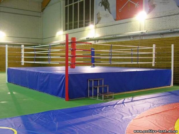 В Краматорске появился профессиональный боксерский ринг