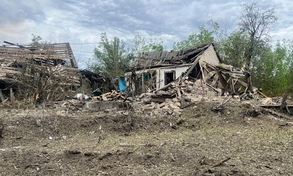 По Константиновке армия РФ ударила бомбой и четырьмя FPV-дронами — сводка по области