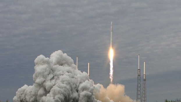Компания SpaceX перенесла запуск новой ракеты Falcon 9