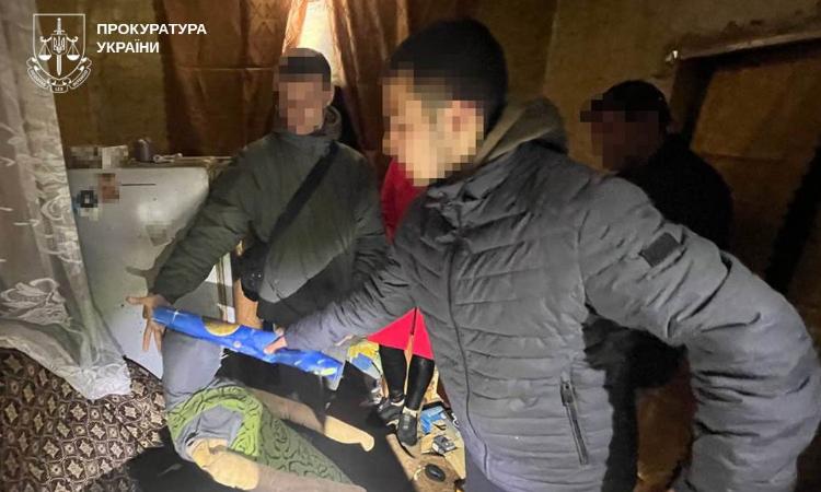 В Краматорске двоих мужчин приговорили к 15 годам тюрьмы за жестокое убийство и ограбление