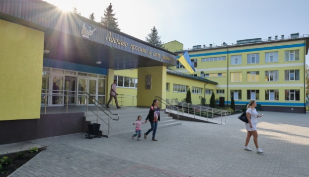 В Славянске «заминировали» все школы — информация проверяется