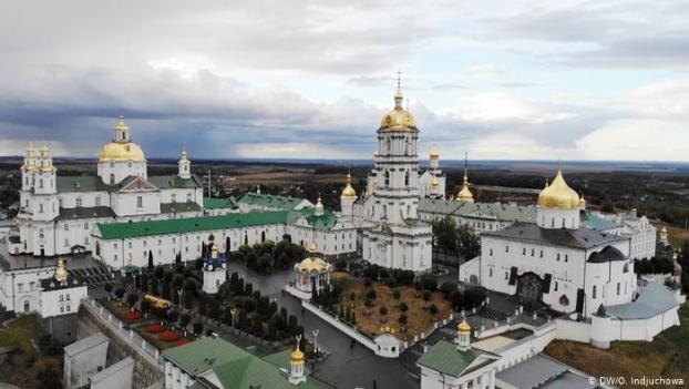 Ввести режим ЧС в Почаевской Лавре из-за коронавируса требует Тернопольский облсовет
