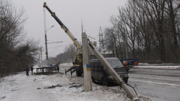 В Краматорске из-за аварии перекрывали междугороднюю трассу