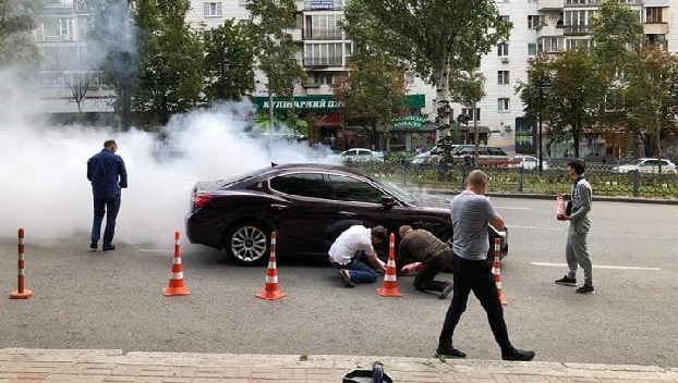 В центре Киева сгорел элитный итальянский автомобиль 