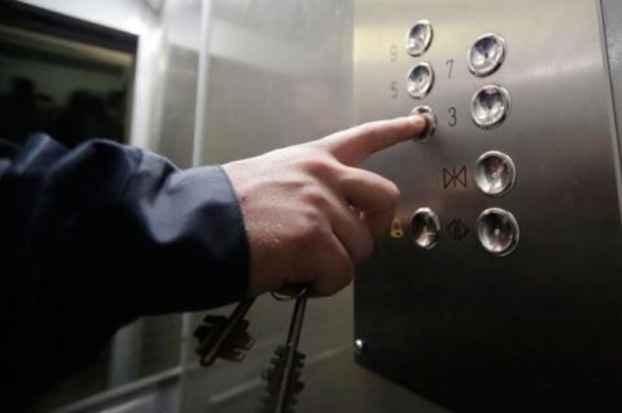 В Дружковке приостановили работу 15 лифтов, отремонтированных в 2019 году
