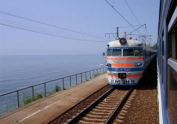 На летний период «Укрзализныця» добавила 18 поездов на популярные украинские курорты 
