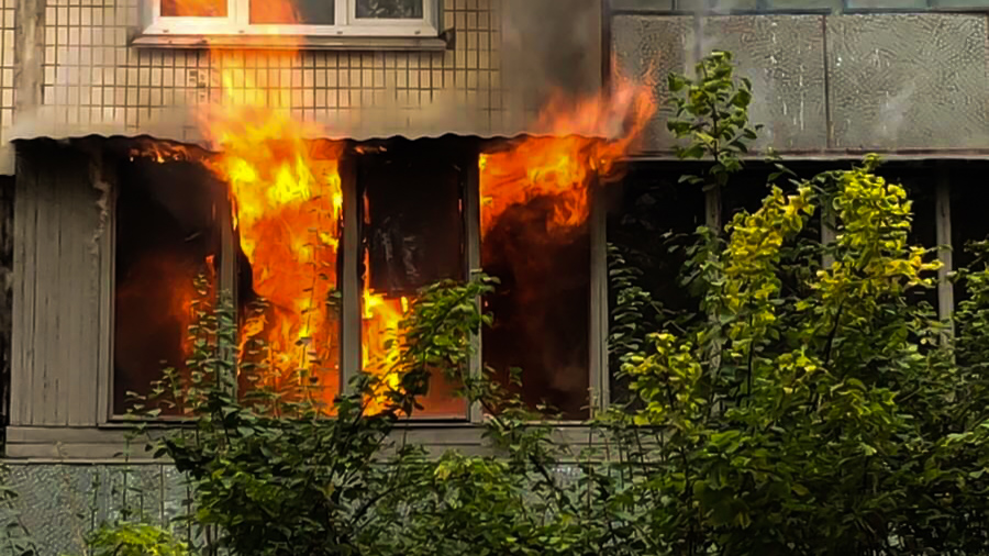 В Мариуполе произошло два пожара: один человек погиб