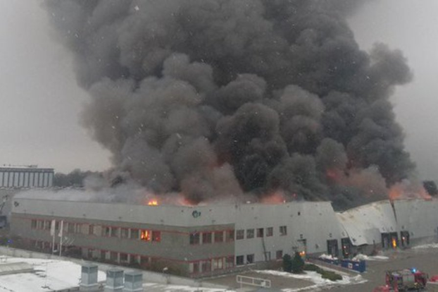 В Варшаве горит торговый центр