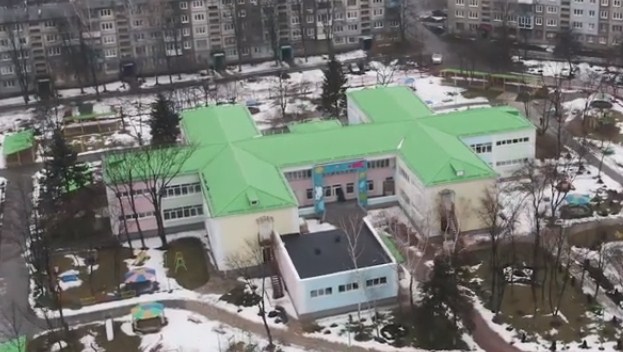В ДонОГА показали, как проходит ремонт детского сада «Мир» в Константиновке